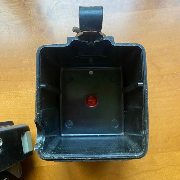 Vintage Kodak Brownie Hawkeye Camera Flash Model UNTESTED - Picture 10 of 10